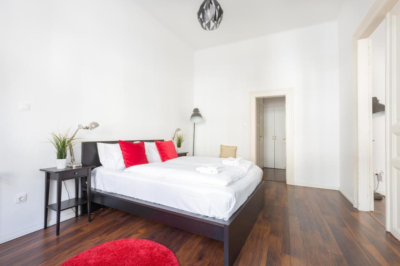 Red Dot One - New Unit In Heart Of Jewish Quarter Apartament *